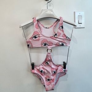 Submarine Cut-Out One Piece Printed Girls Swimsuit